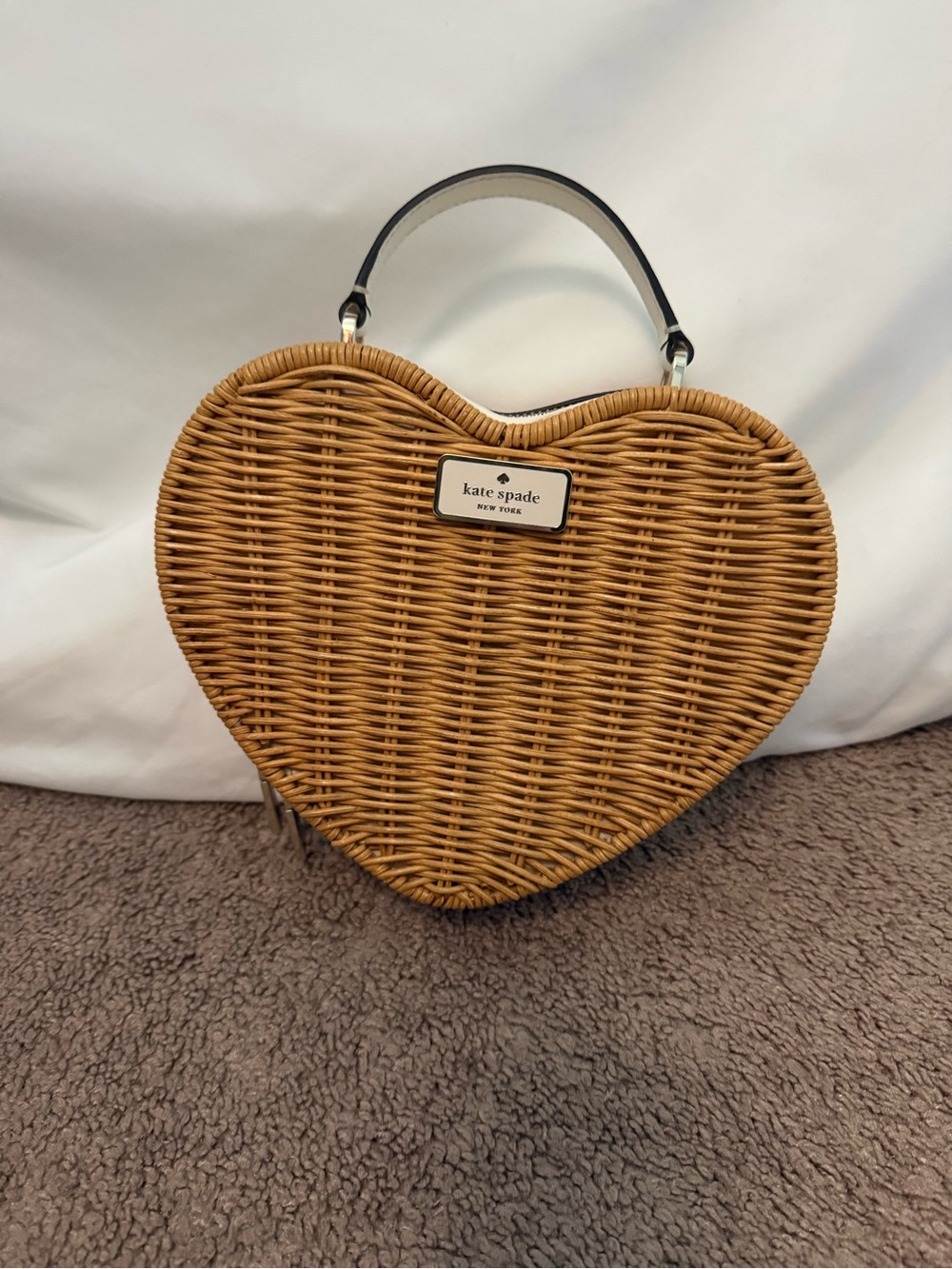 kate spade Heart Wicker Mini Bag in Natural Straw with Black Handle - Picture 1 of 1